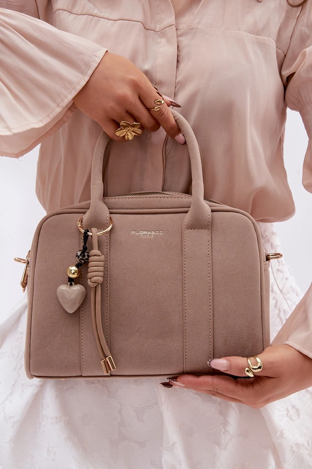 Everyday handbag model 230687 Step in style