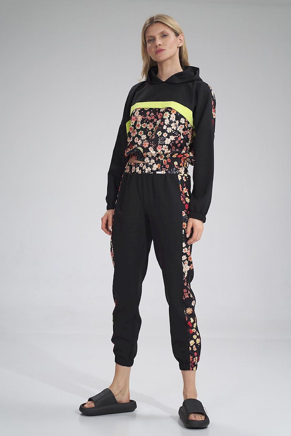 Tracksuit trousers model 154693 Figl