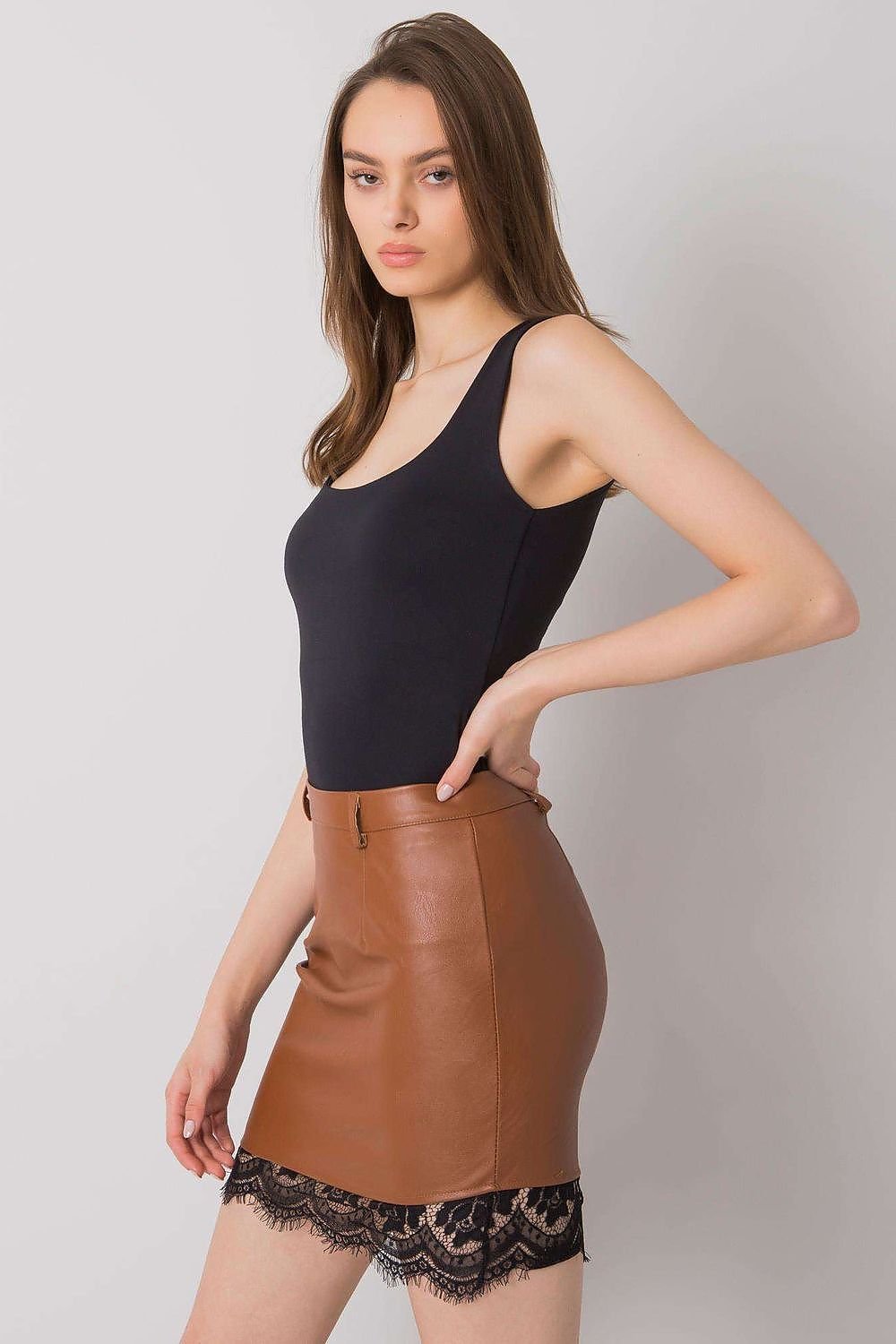 Short skirt model 160397 Italy Moda