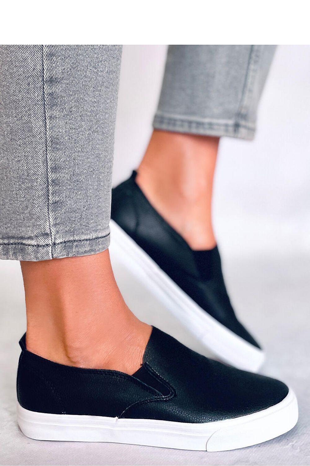 Sneakers model 176032 Inello