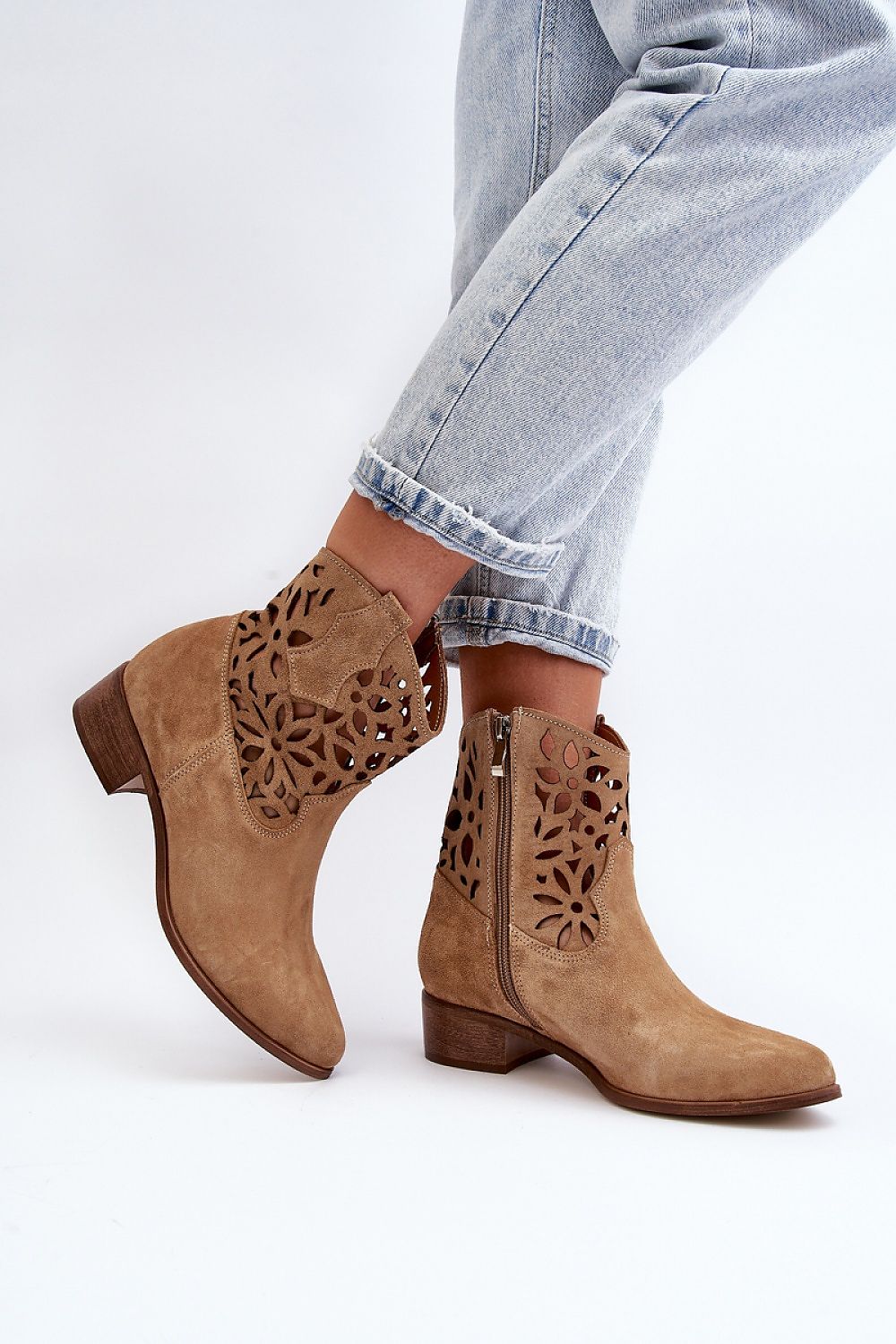  Heel boots model 191870 Step in style 