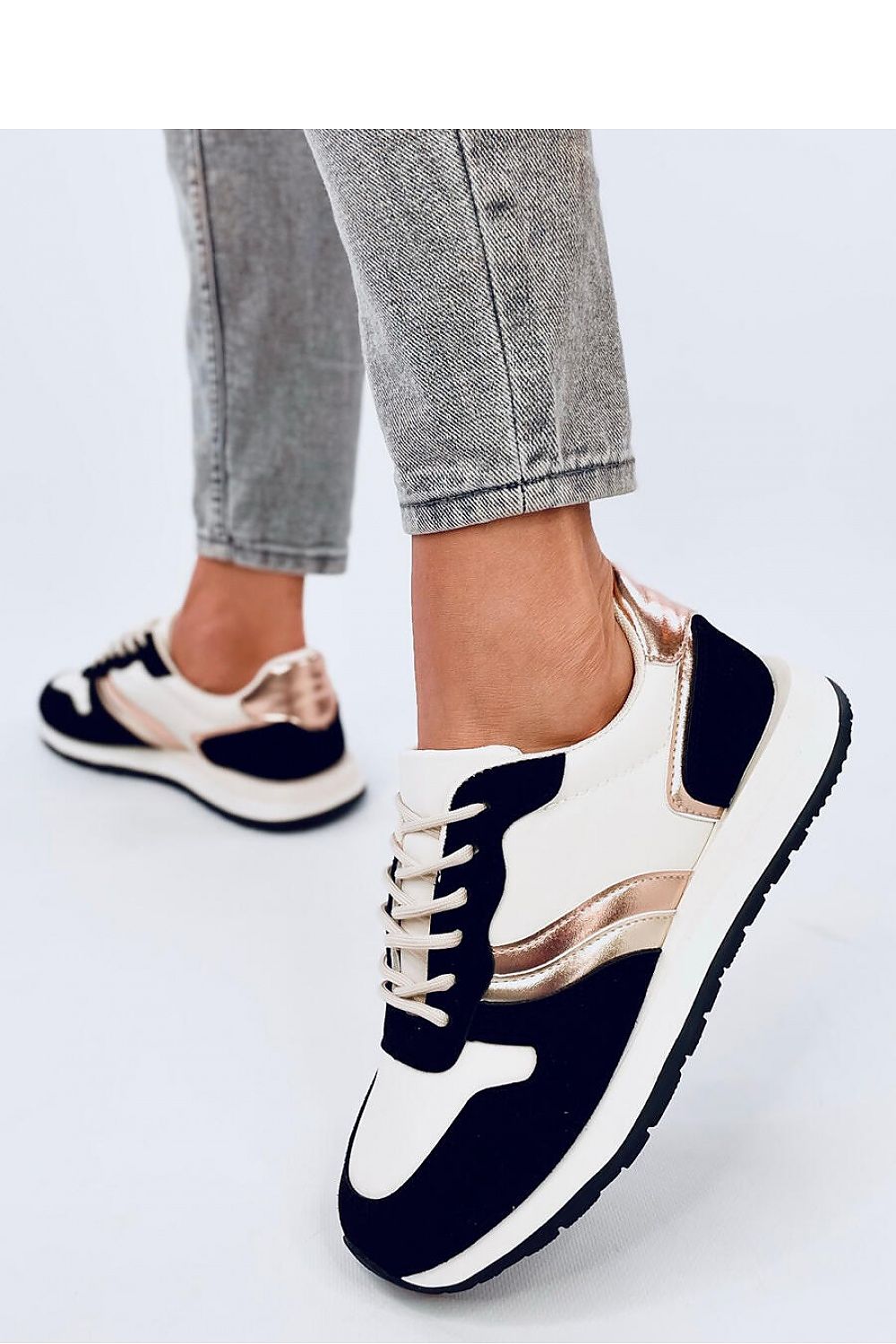  Sport Shoes model 194597 Inello 