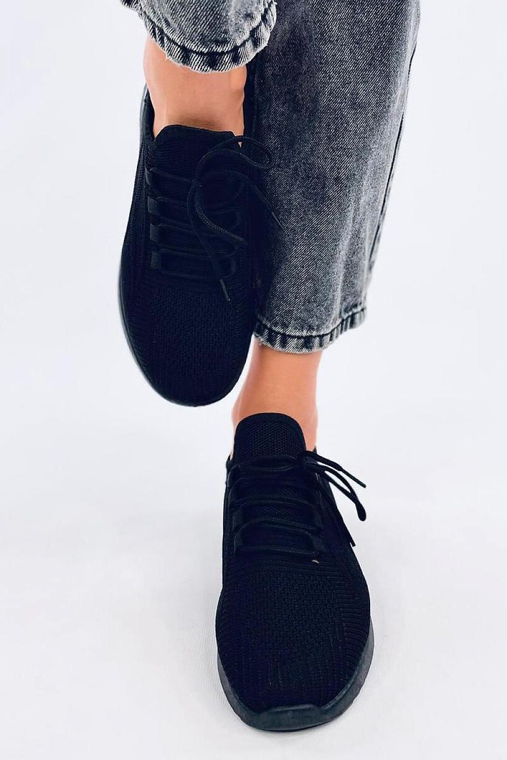  Sport Shoes model 196000 Inello 