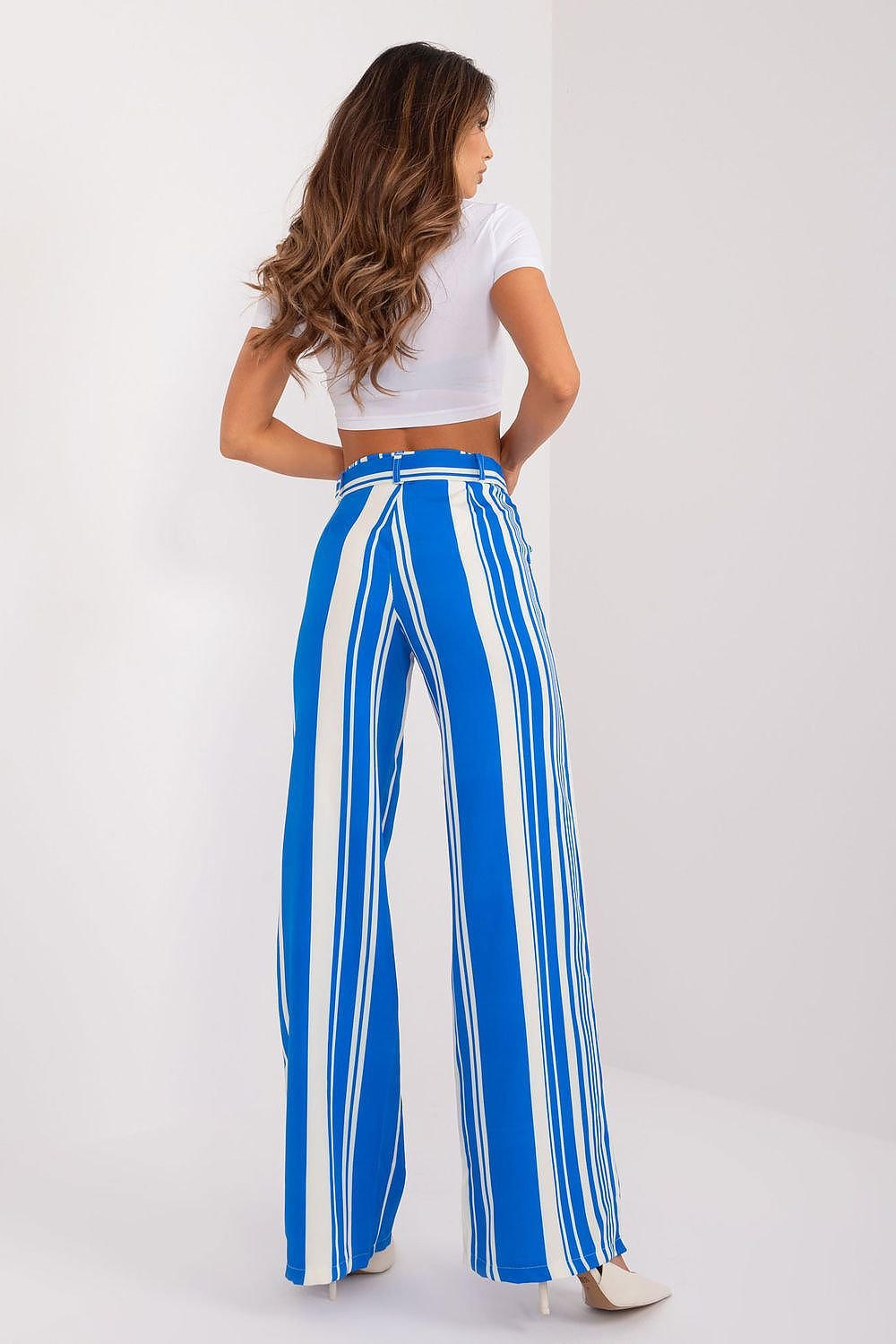 Women trousers model 197043 Italy Moda
