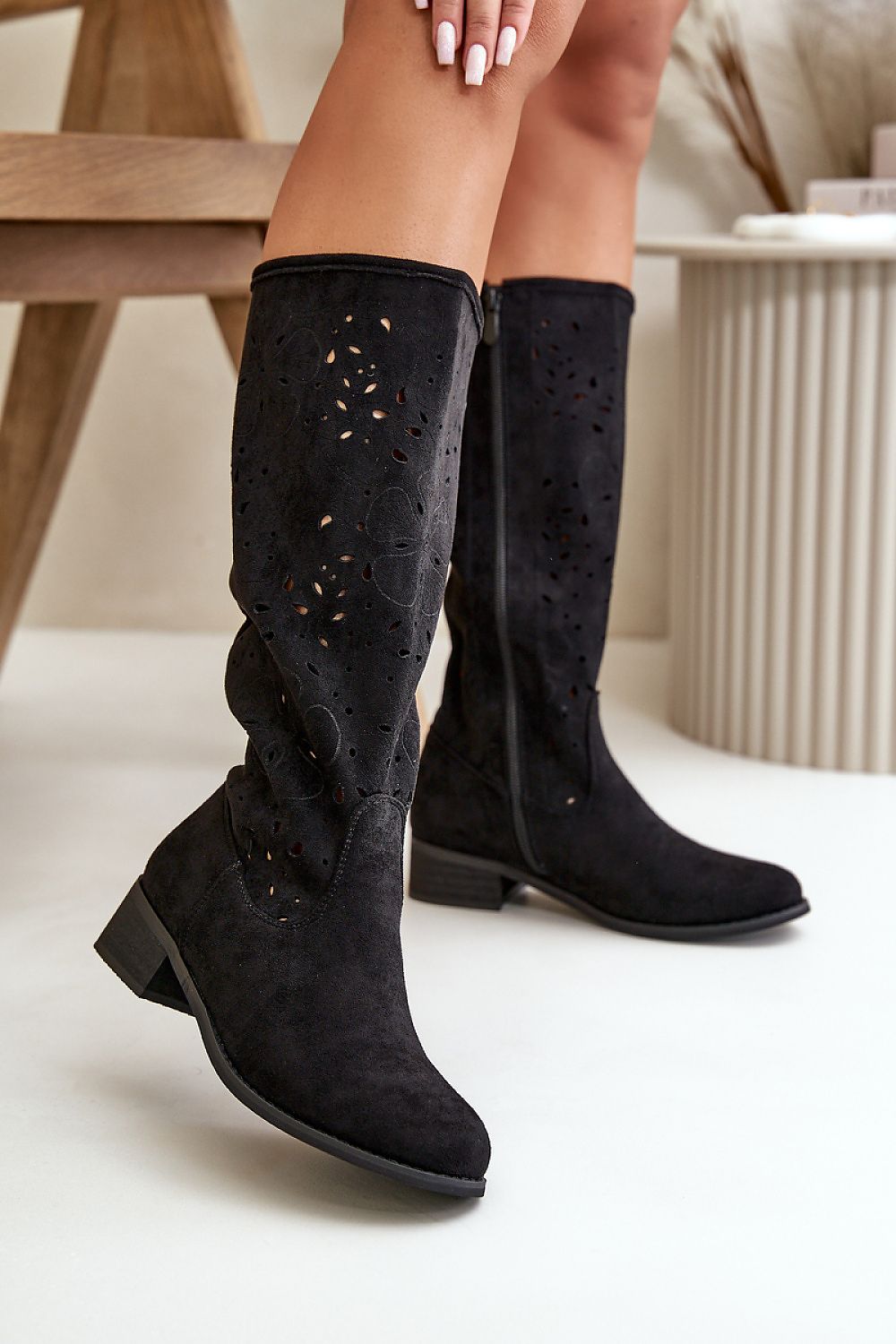  Open-work Boots model 199136 Step in style 