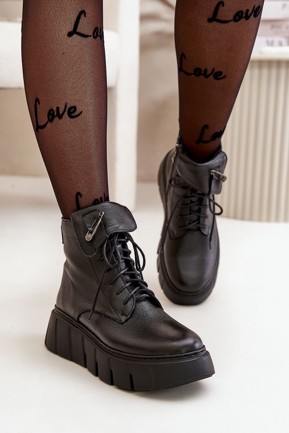 Buskin boots model 201184 Step in style