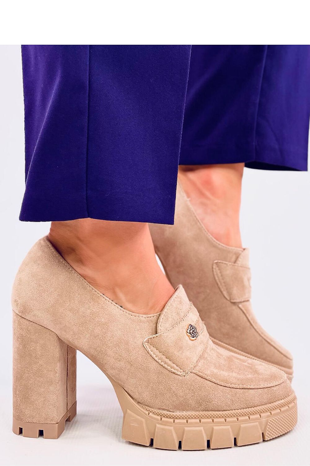  Platform pumps model 200681 Inello 