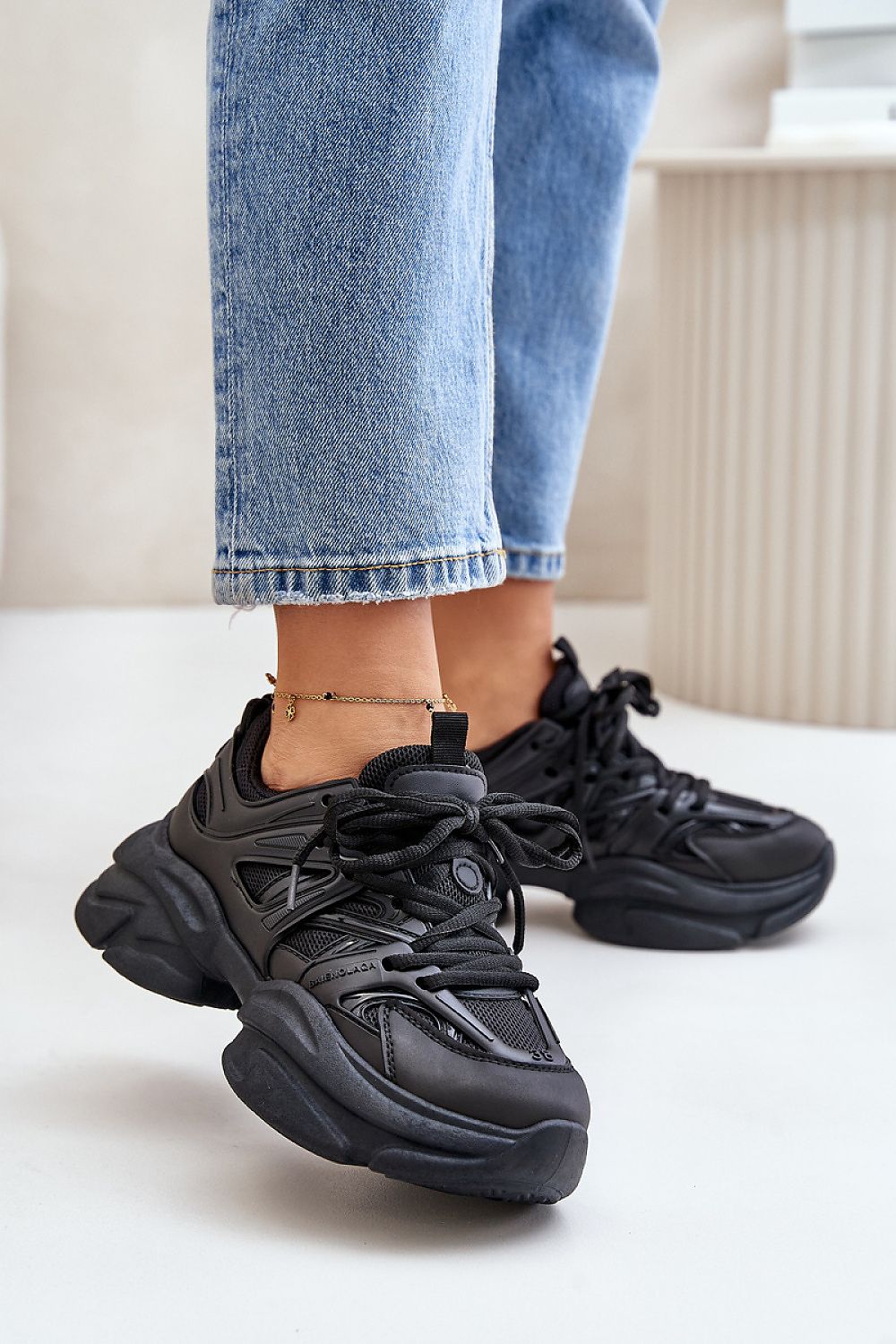 Sport Shoes model 201929 Step in style