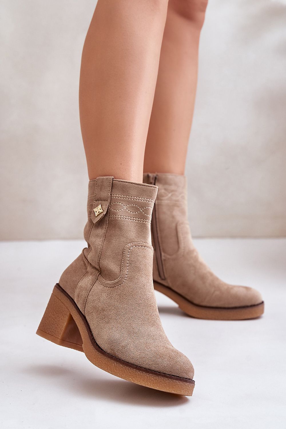 Heel boots model 201540 Step in style