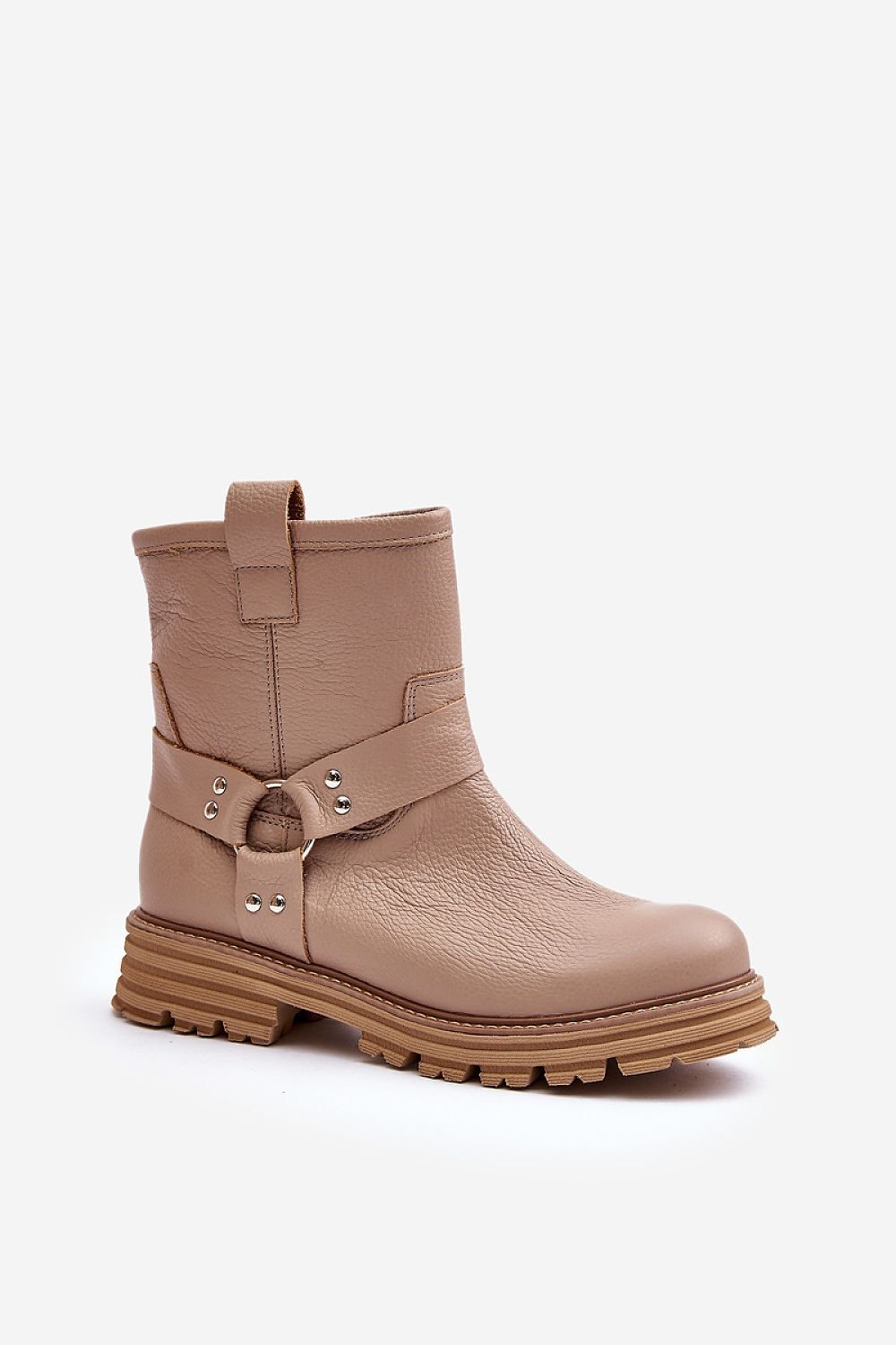 Boots model 201223 Step in style