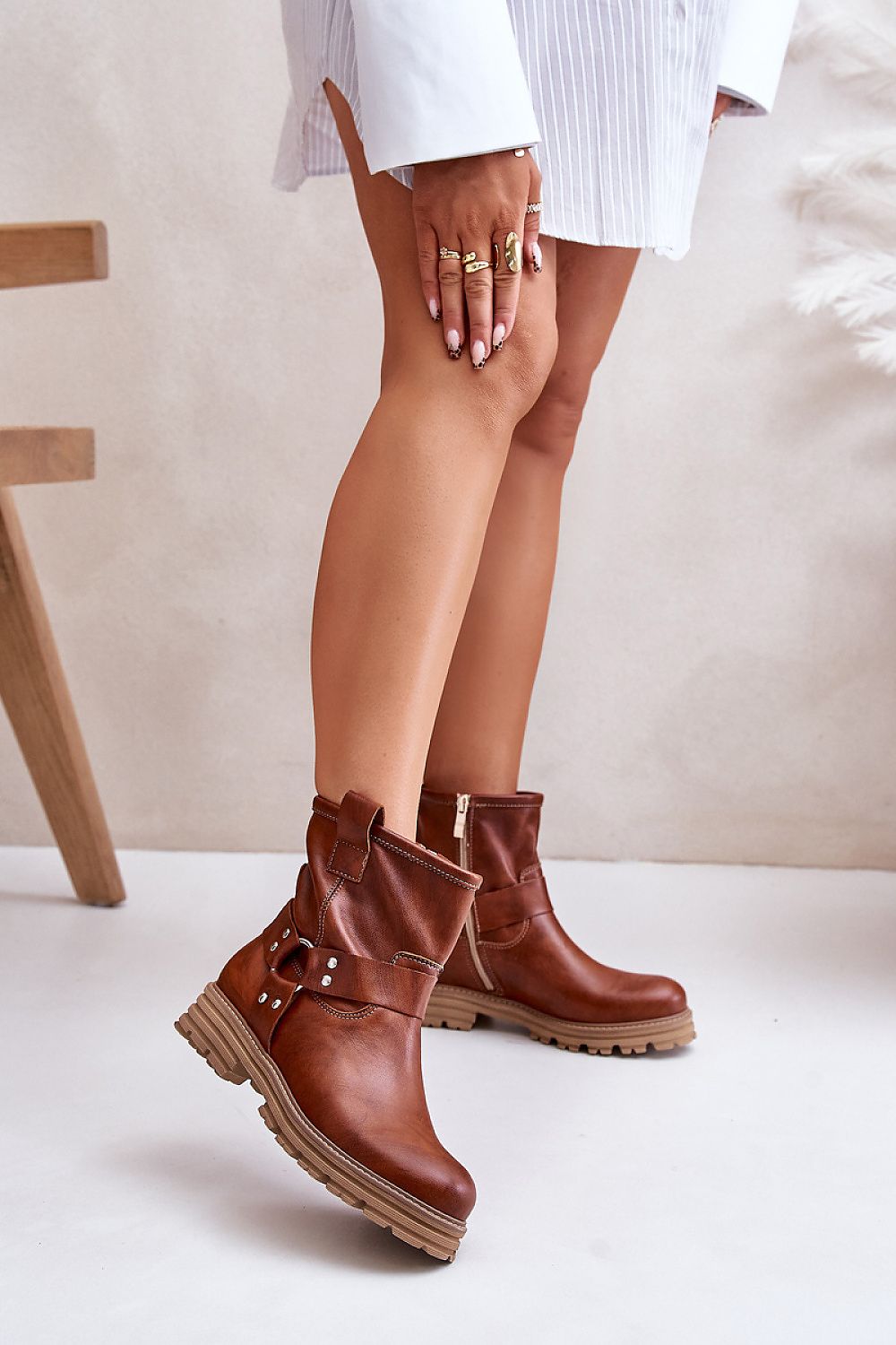 Boots model 201223 Step in style