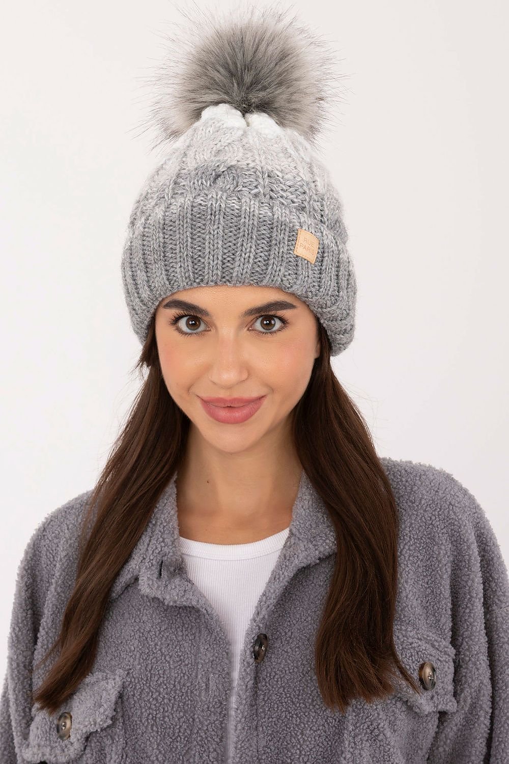 Cap model 201416 Rue Paris