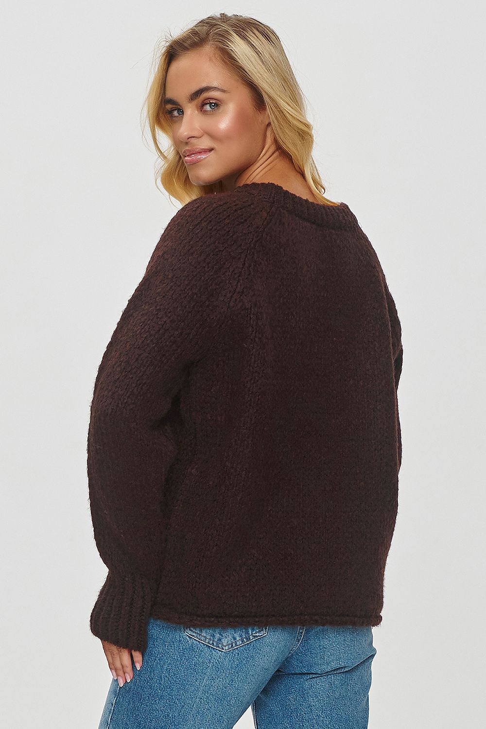 Jumper model 201808 Makadamia