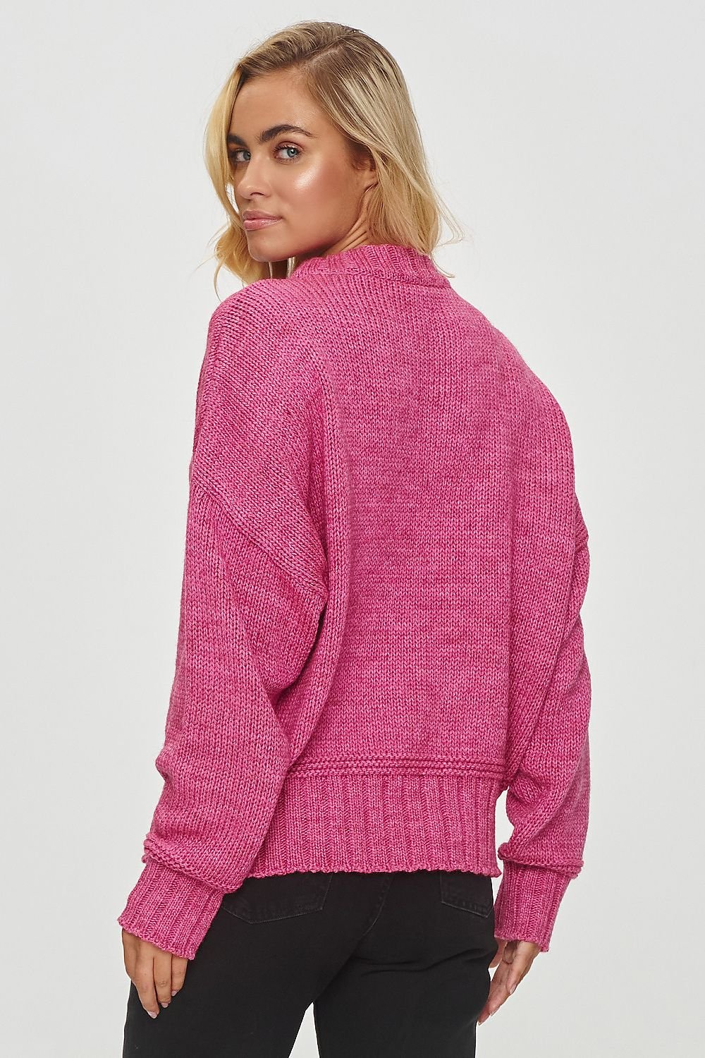 Jumper model 201814 Makadamia