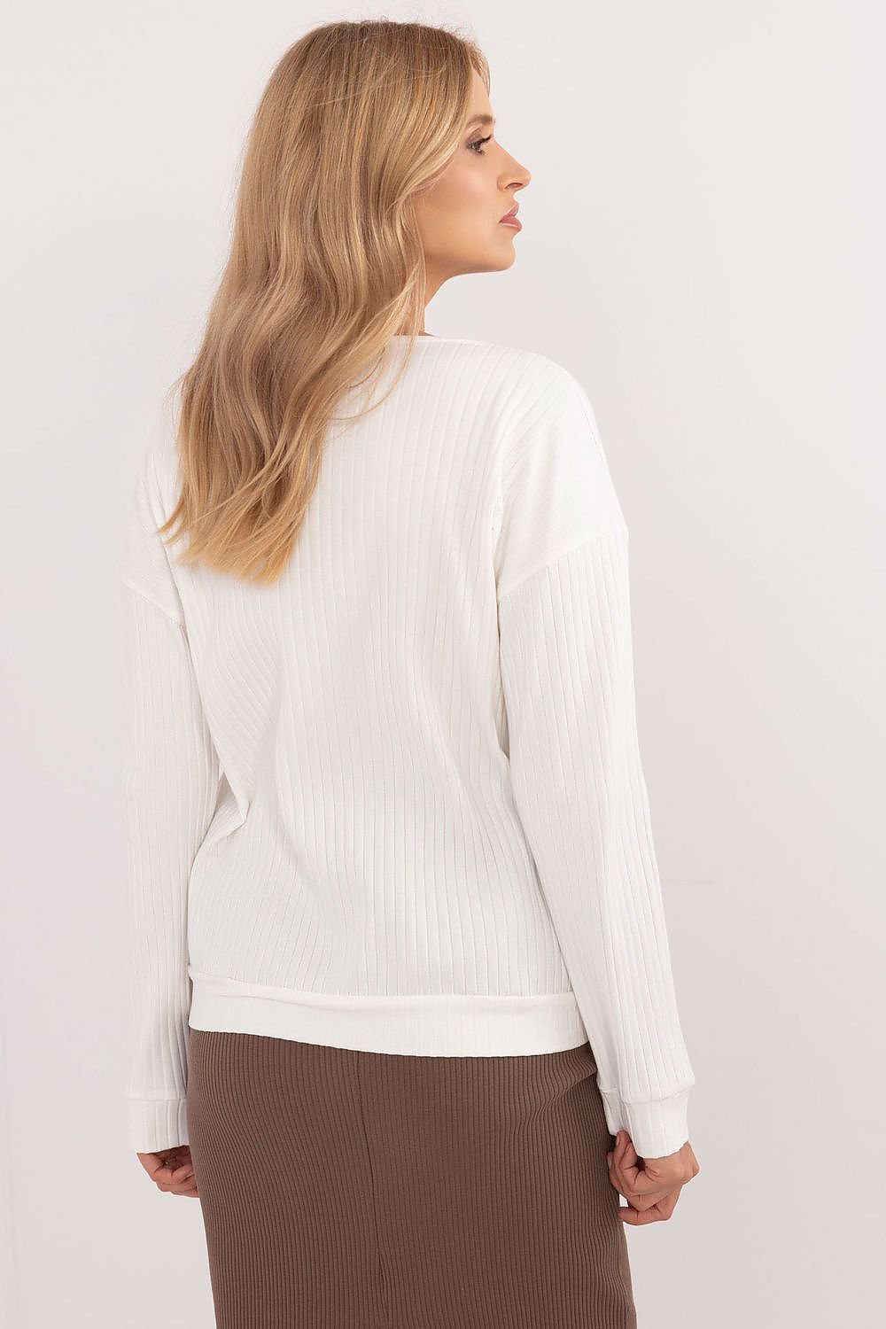 Blouse model 202795 Relevance