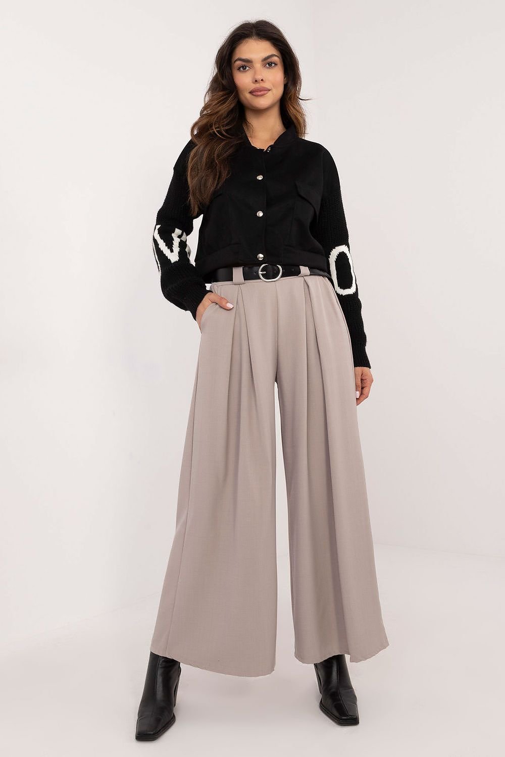  Women trousers model 201862 Italy Moda 