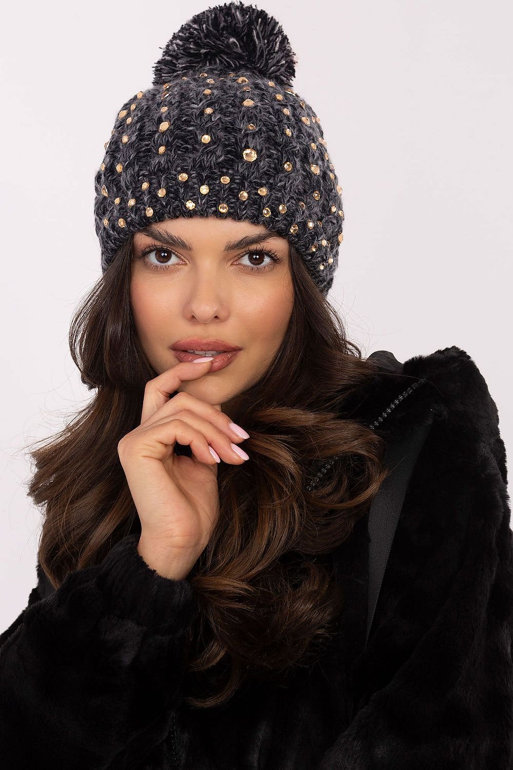  Cap model 203843 AT 