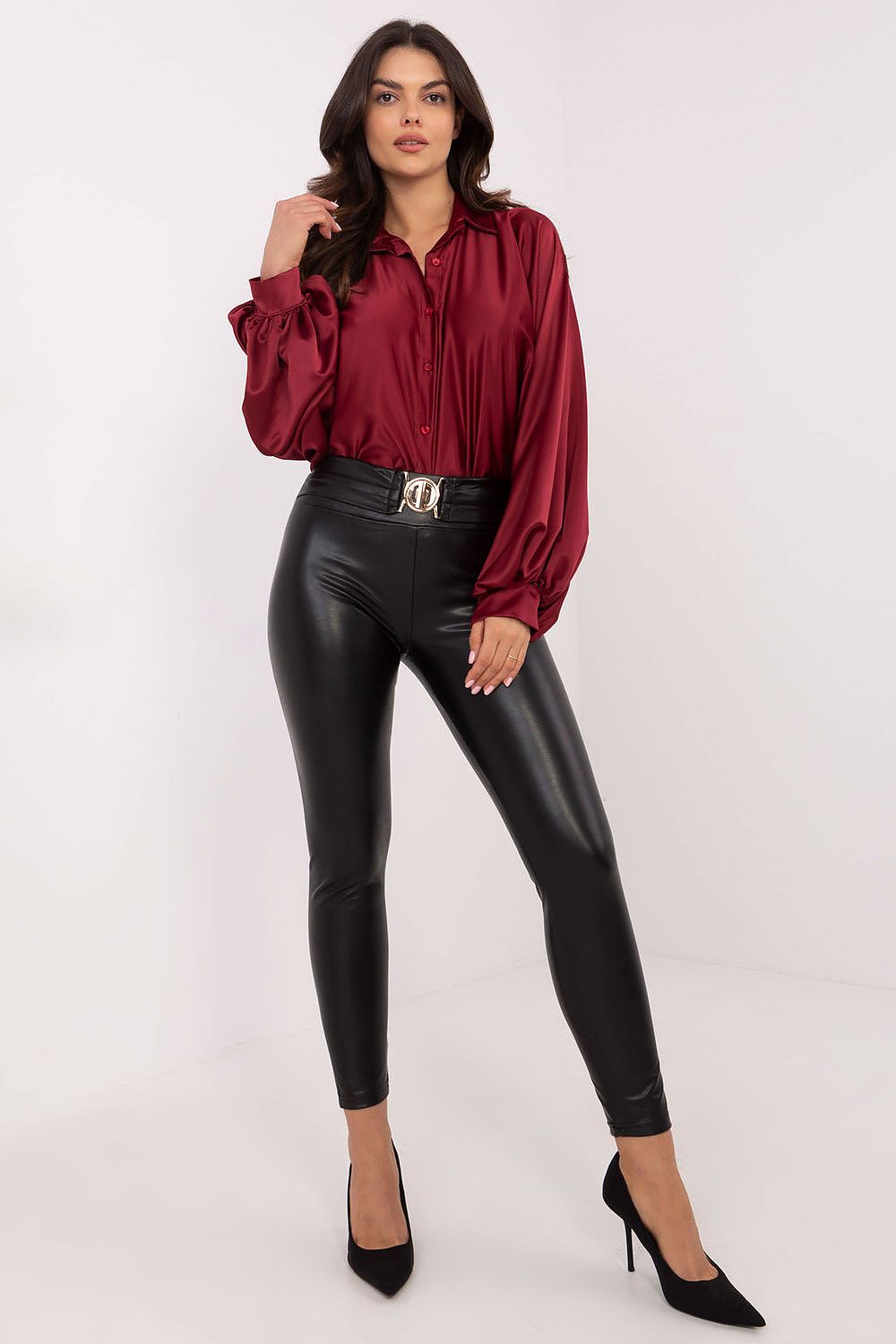  Women trousers model 203848 NM 