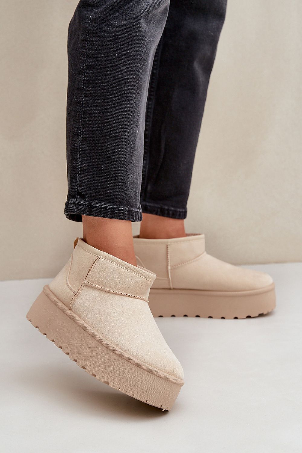  Snow boots model 203881 Step in style 