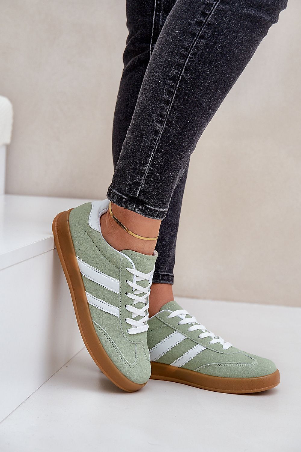  Sport Shoes model 203905 Step in style 