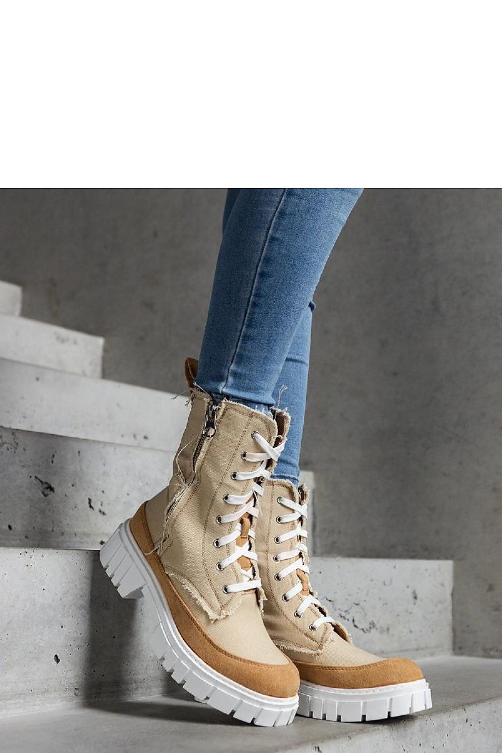  Boots model 204831 Solea 