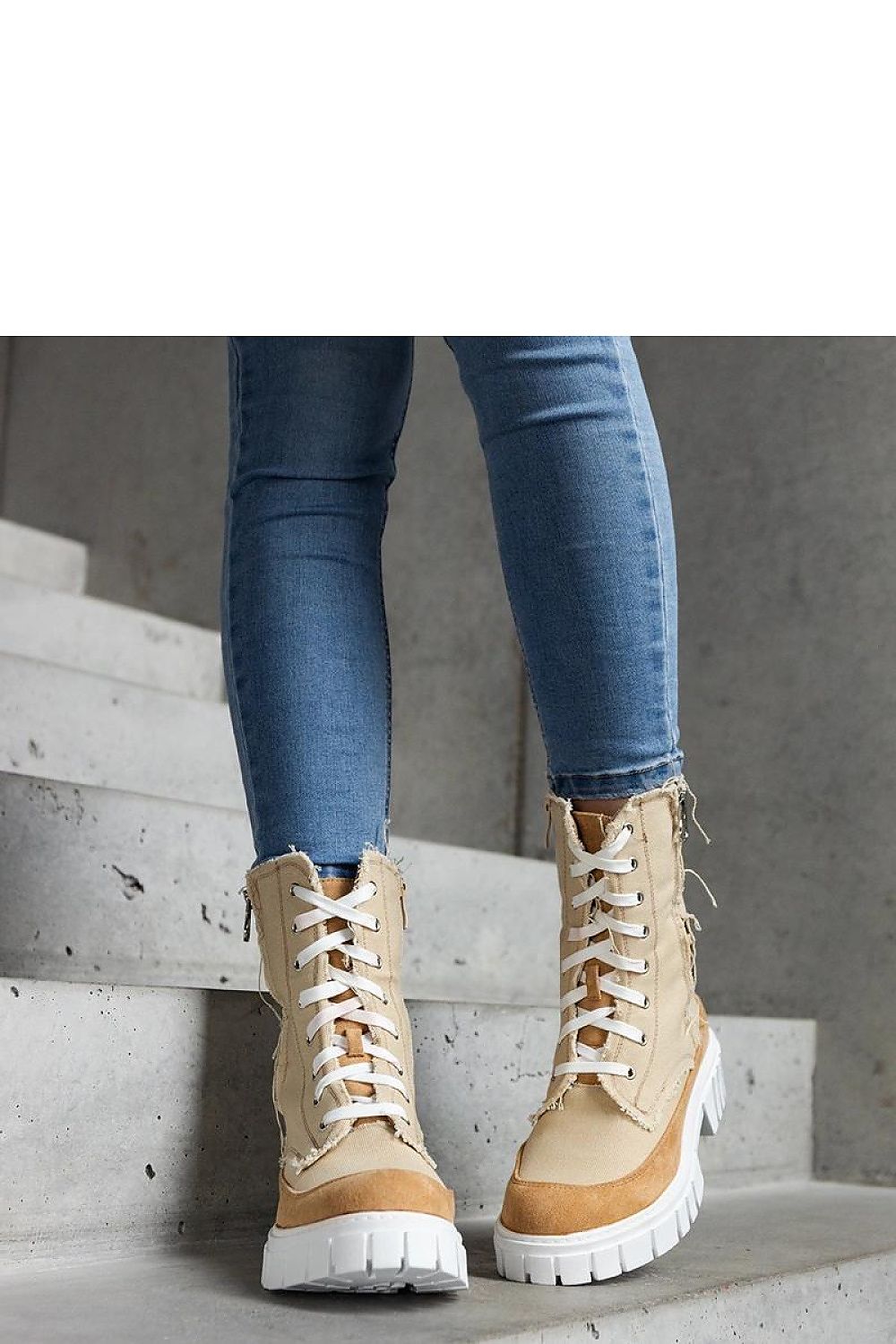  Boots model 204831 Solea 