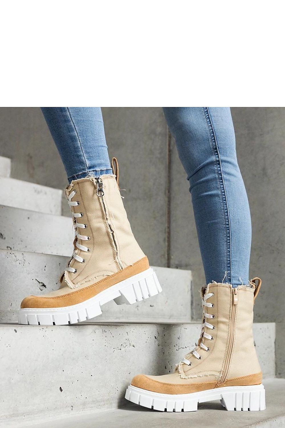  Boots model 204831 Solea 