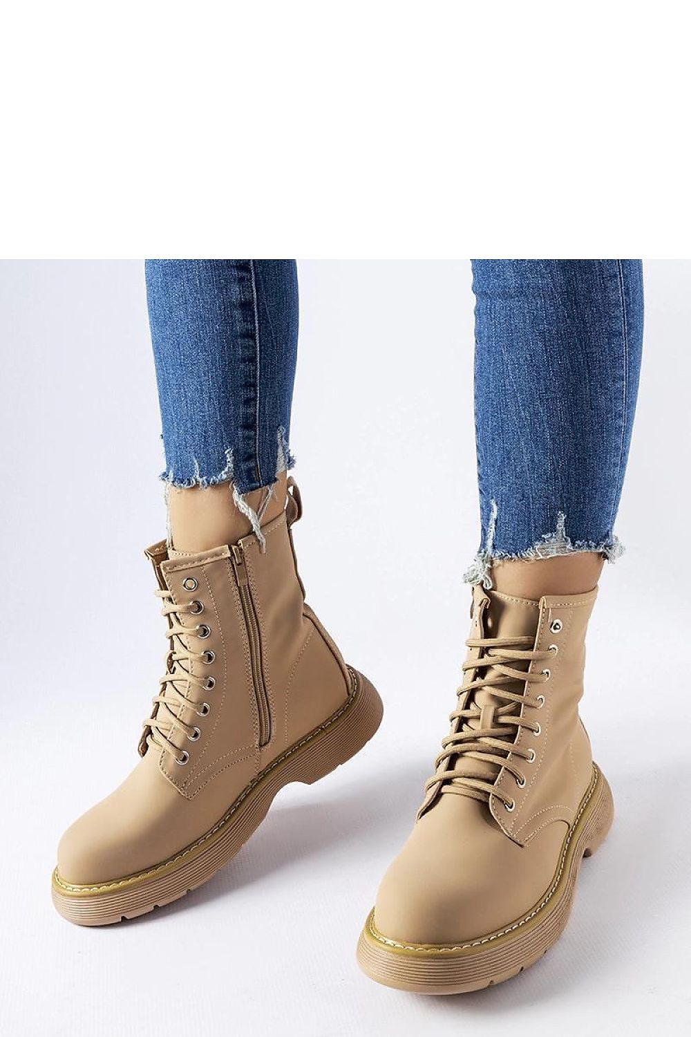  Trapper shoes model 204832 Solea 