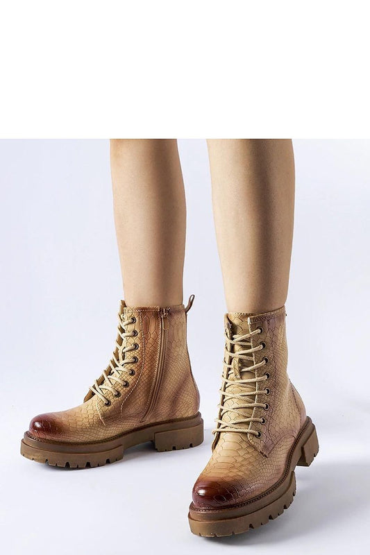  Trapper shoes model 205846 Solea 