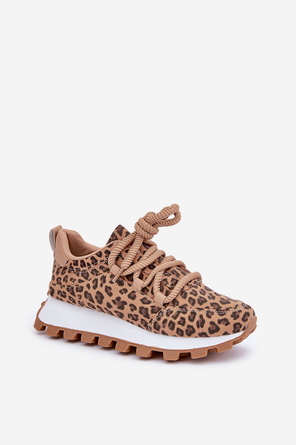  Sport Shoes model 205944 Step in style 
