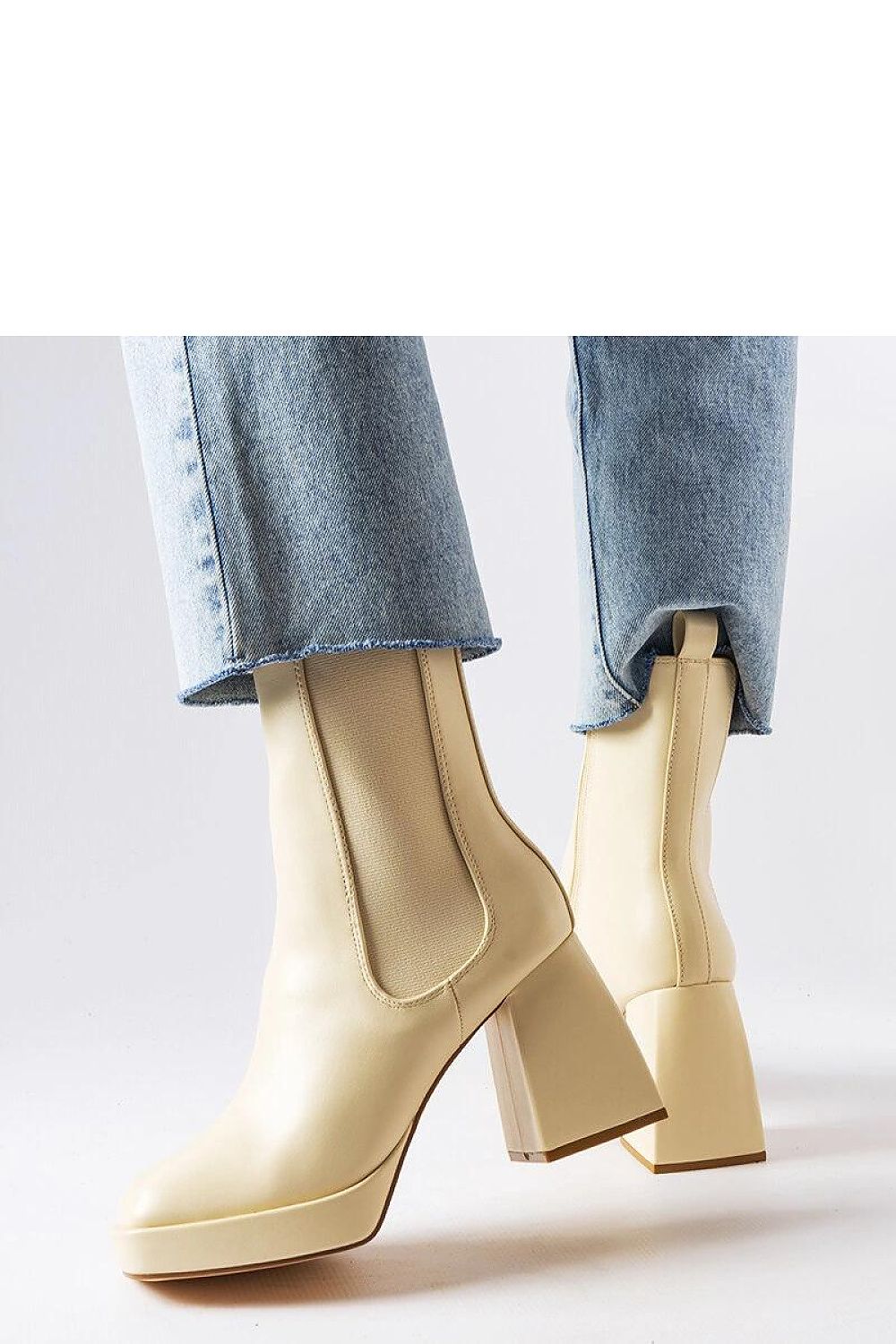  Heel boots model 207760 Solea 