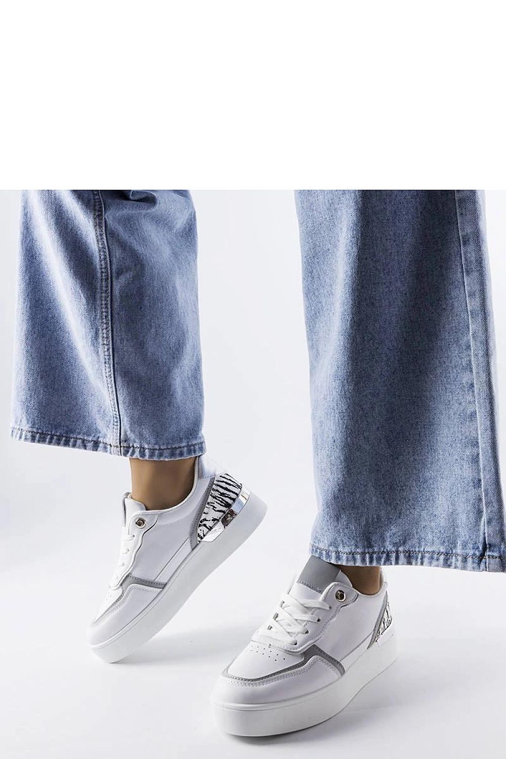  Sneakers model 207885 Solea 