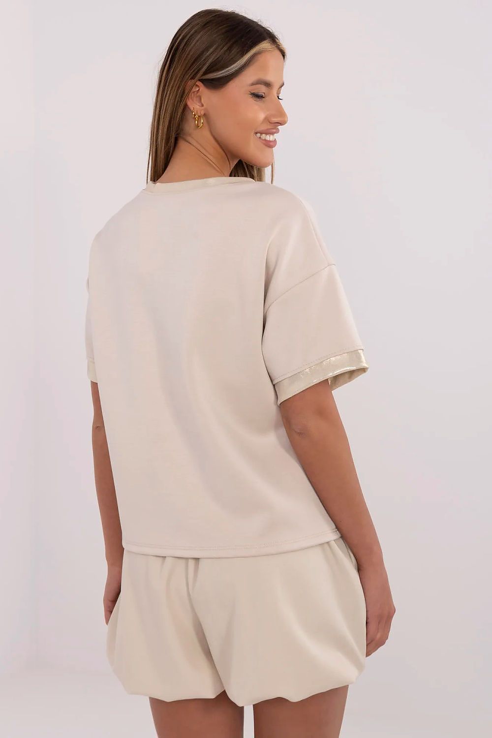  Blouse model 212043 Italy Moda 