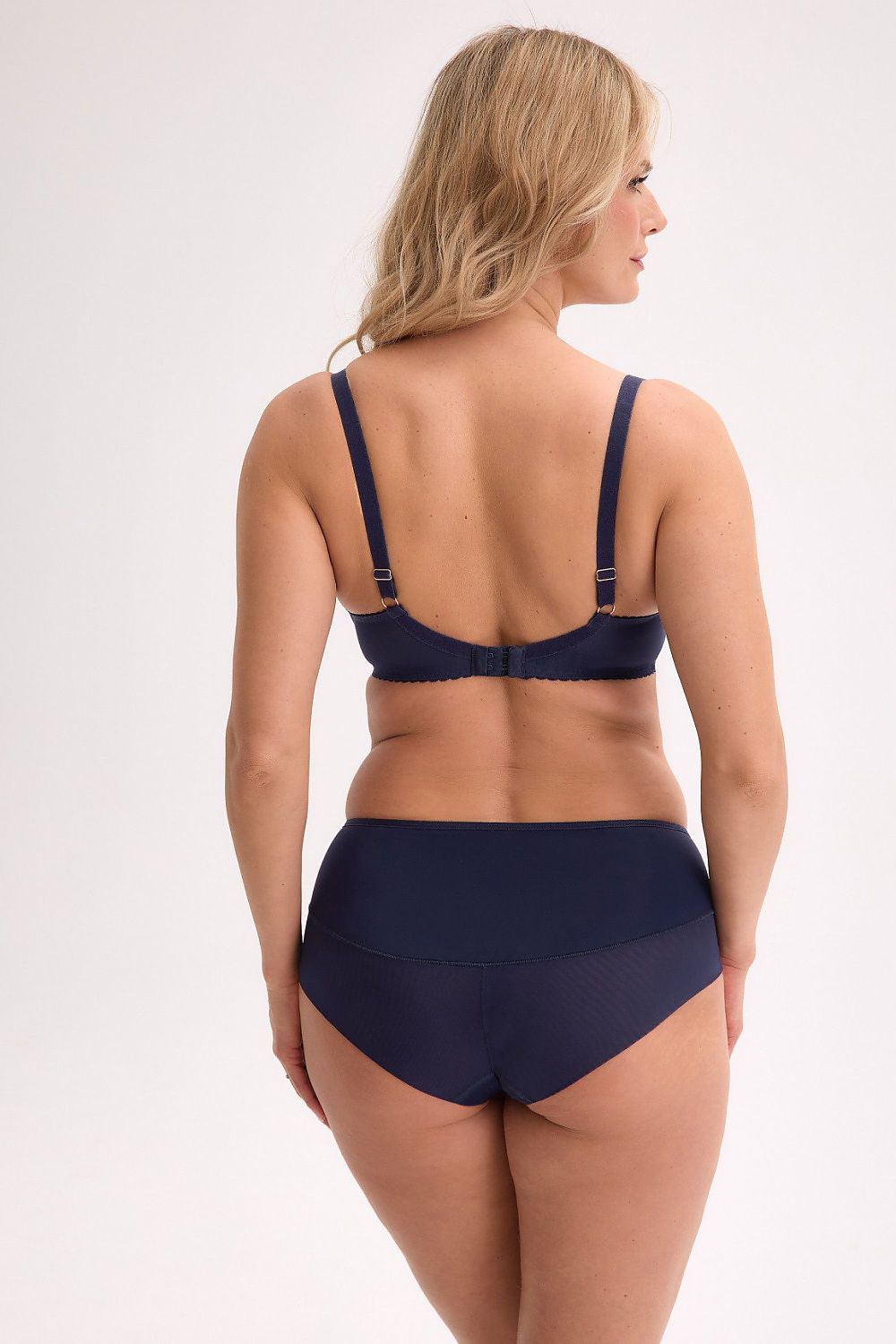  Semi-soft model 221775 Gaia 