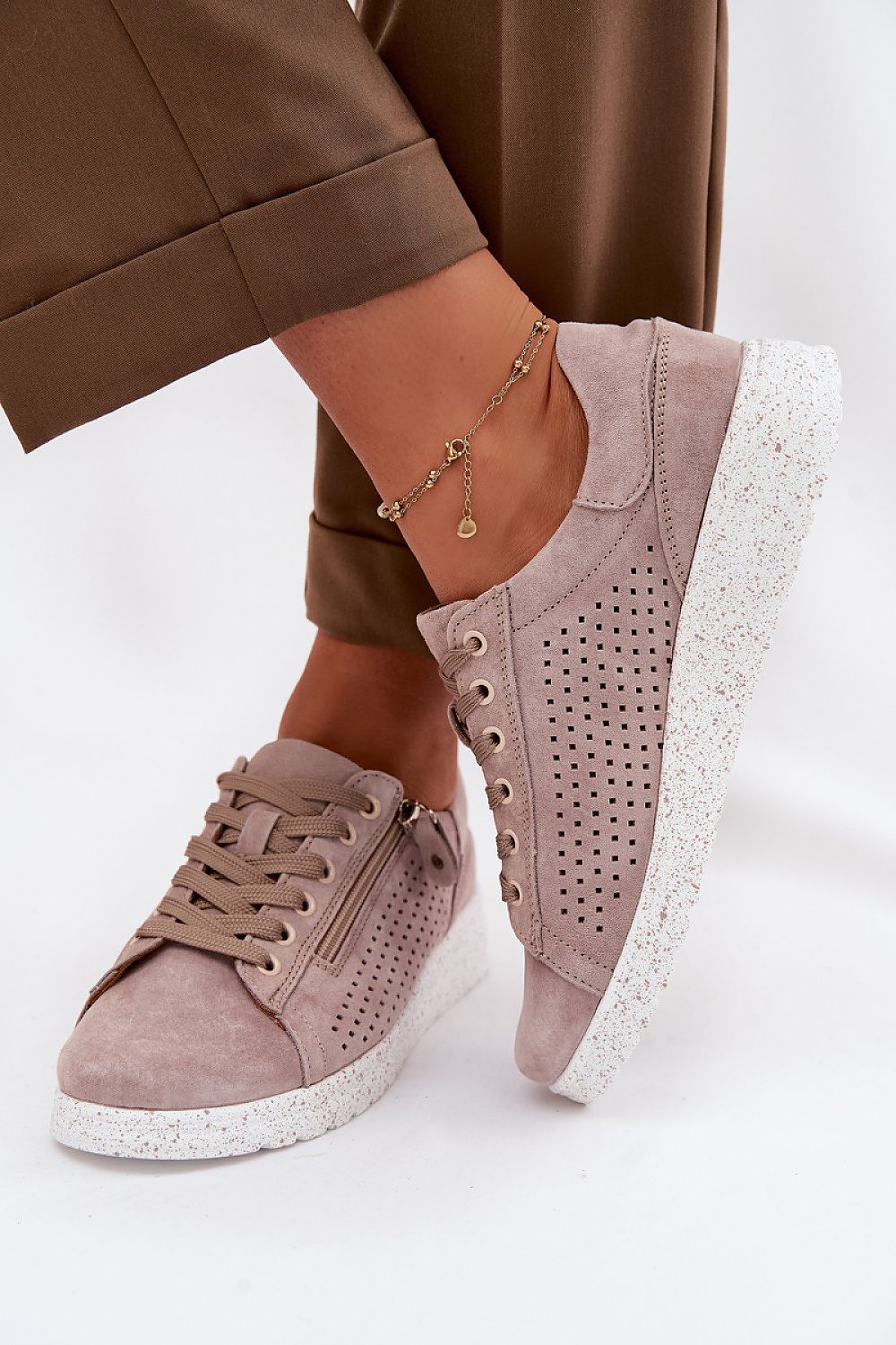  Half shoes model 226082 Step in style 
