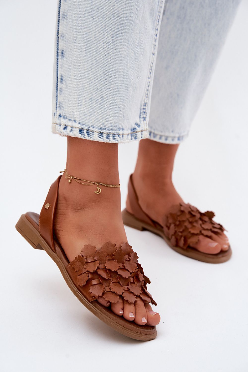  Sandals model 227420 Step in style 