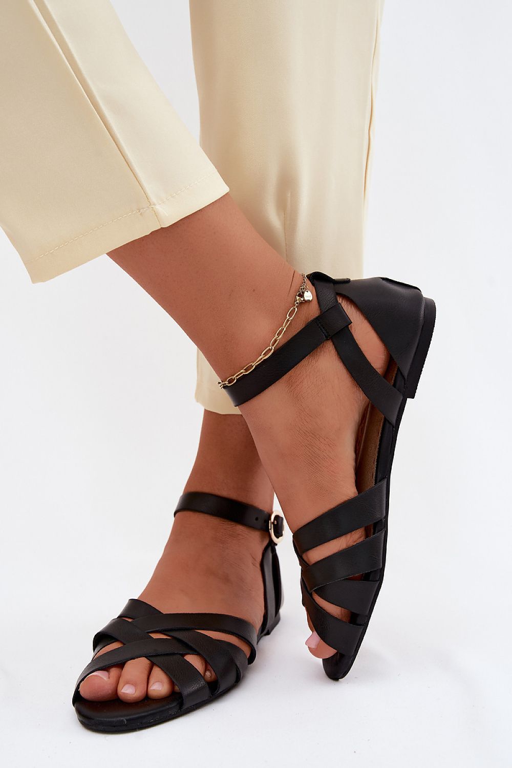  Sandals model 227913 Step in style 