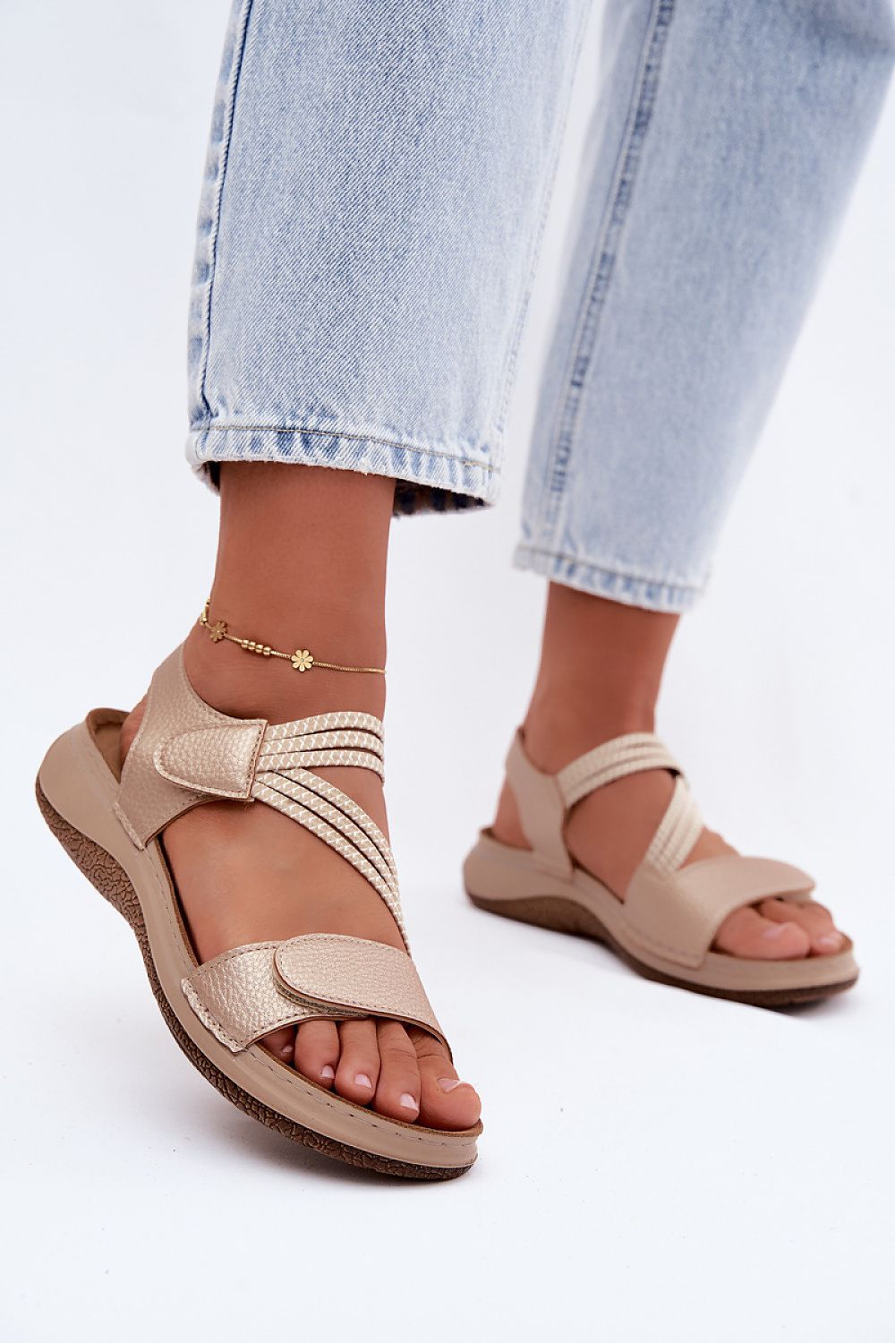  Sandals model 229268 Step in style 