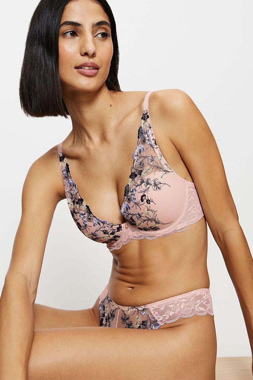  Padded bra model 230222 Triumph 