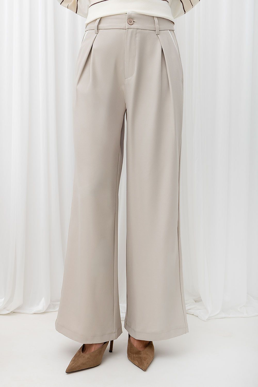  Women trousers model 232408 Italy Moda 