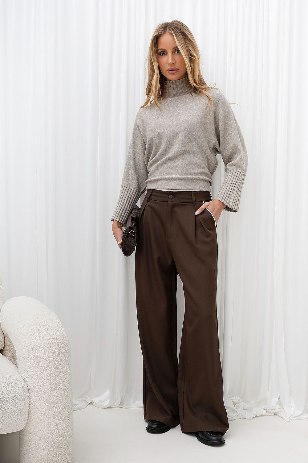  Women trousers model 232409 Italy Moda 