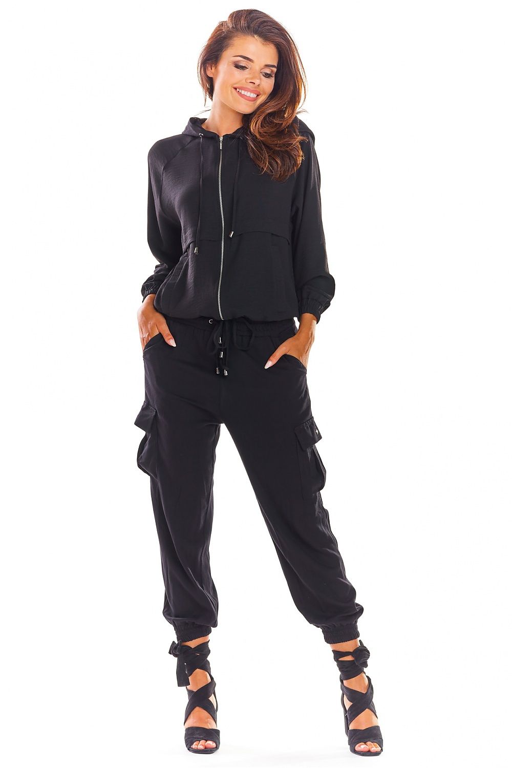  Sweatshirt model 133688 awama 