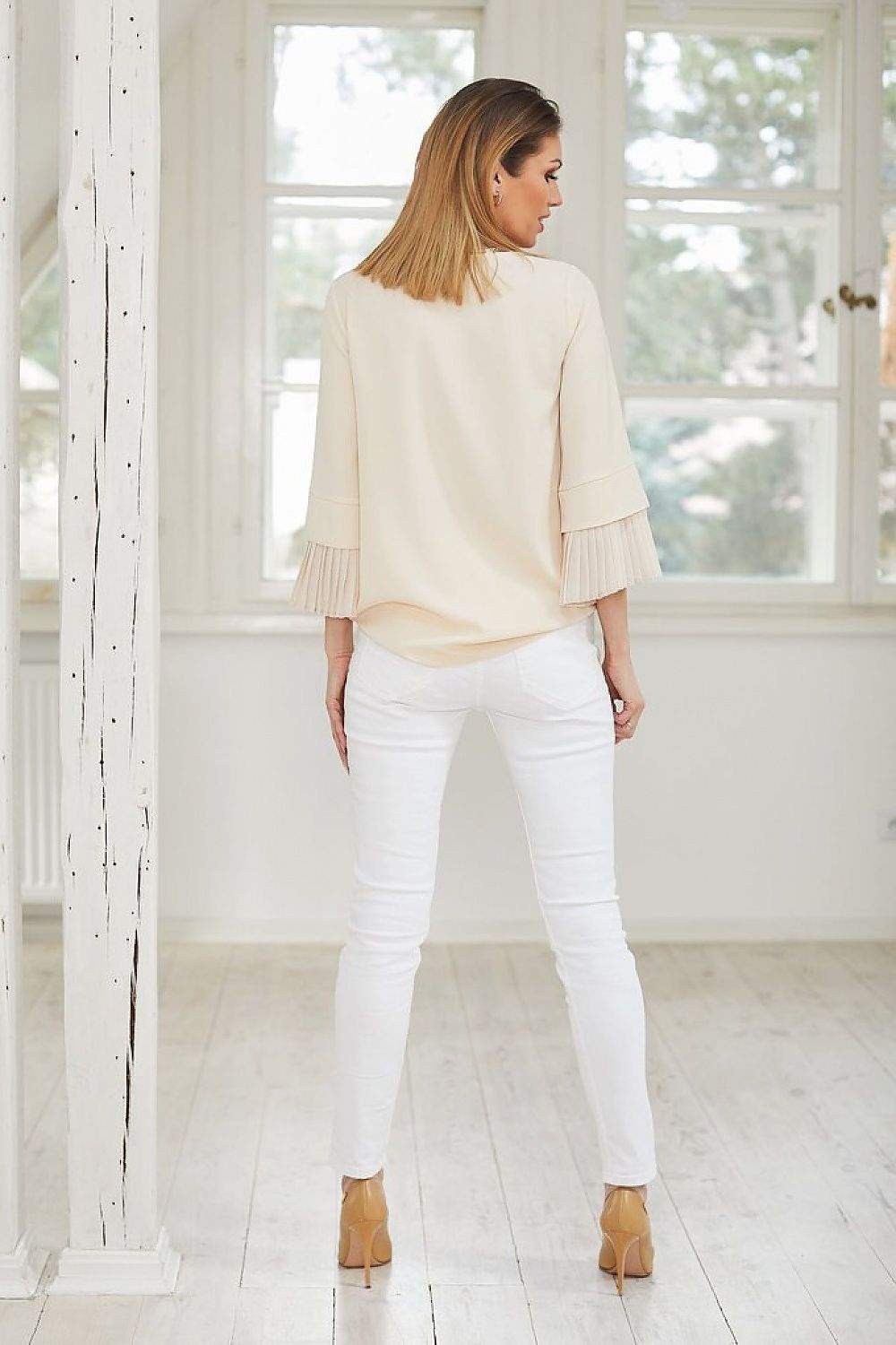 Blouse model 164463 La Aurora
