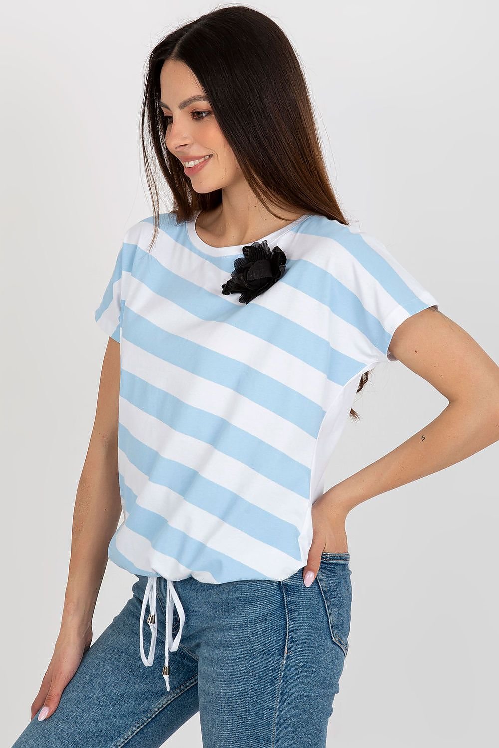 Blouse model 180944 Relevance