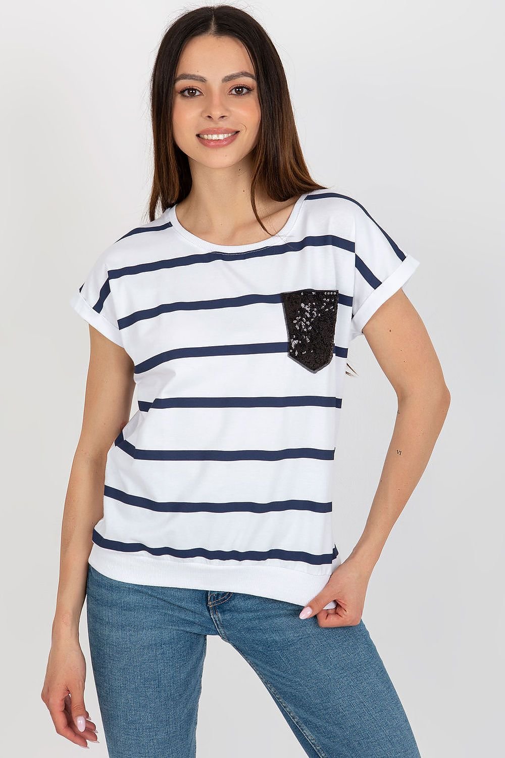Blouse model 180950 Relevance