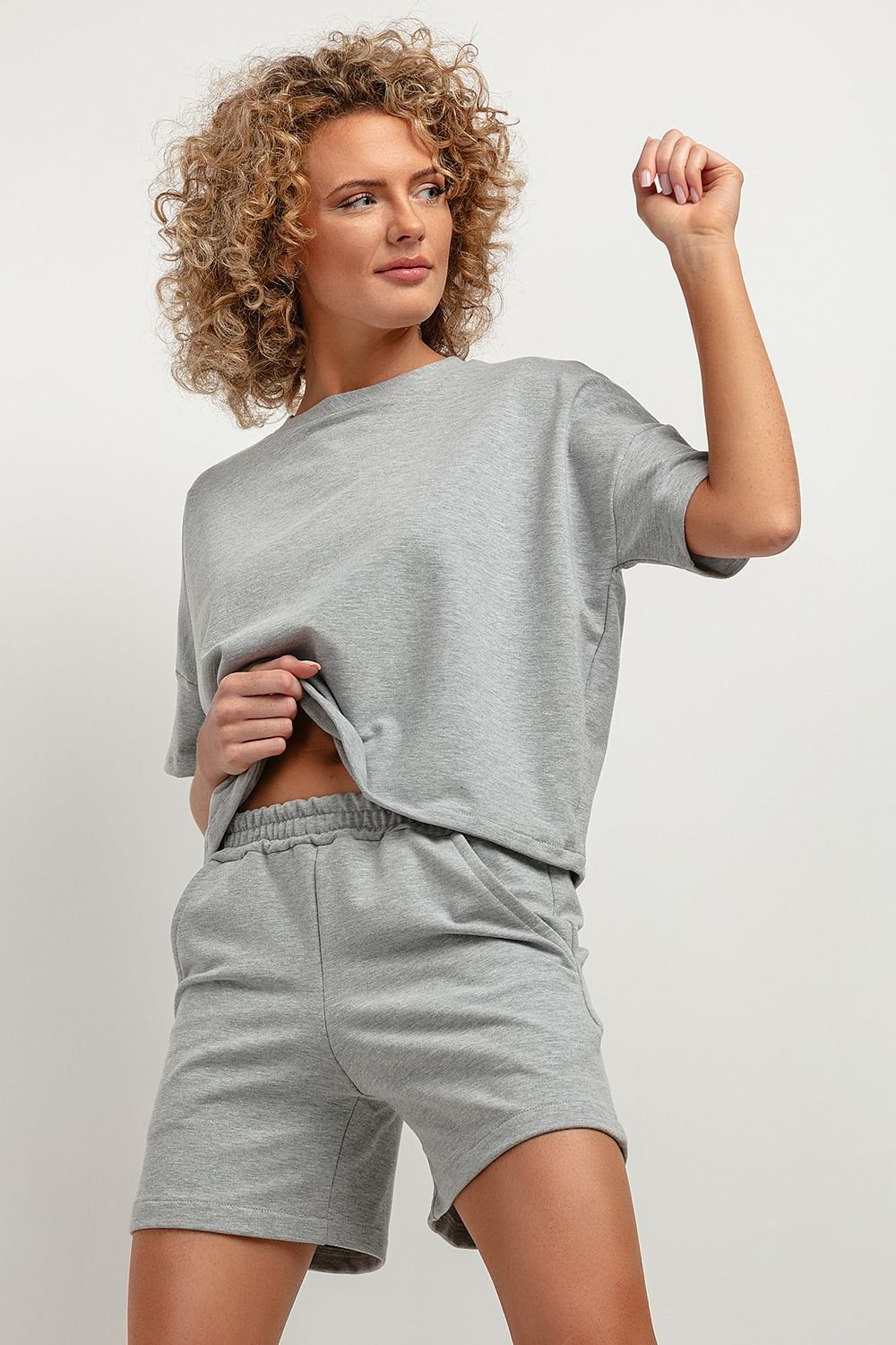 Blouse model 183176 Tessita