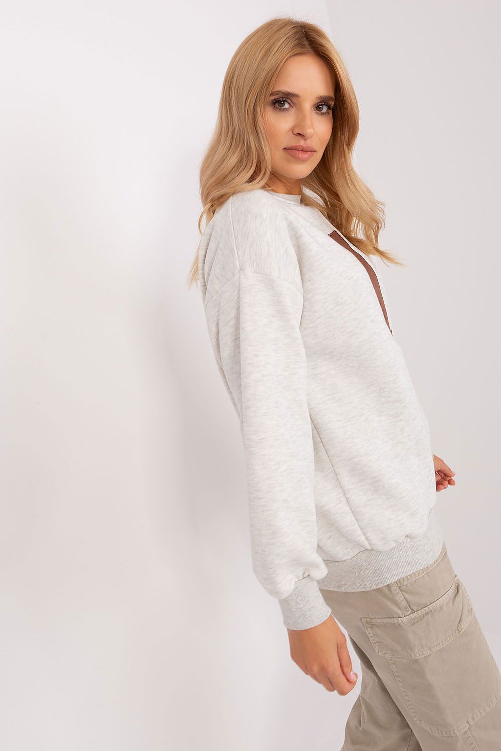  Sweatshirt model 186145 My Red Lips 